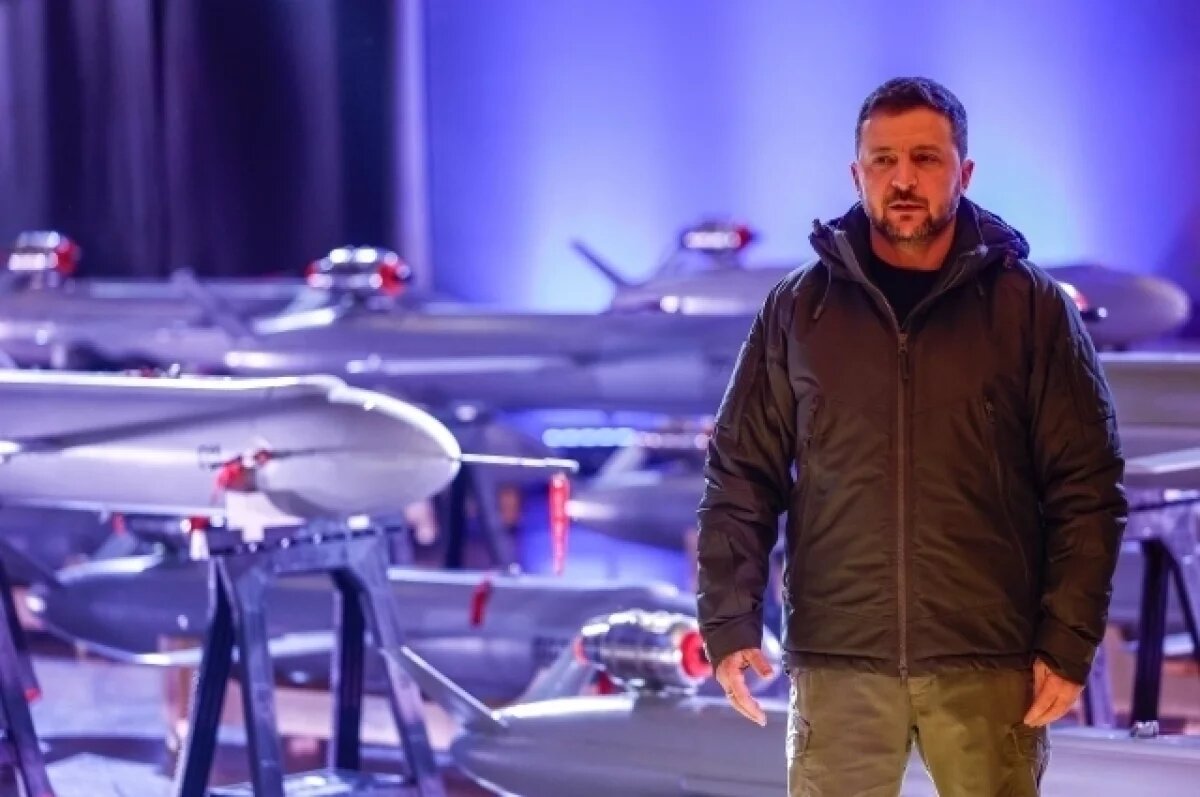    Олейник: в НАТО рассчитывают заменить Зеленского на Порошенко до конца года