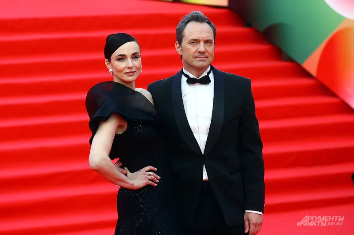    Путин присвоил Анне Снаткиной звание заслуженной артистки России