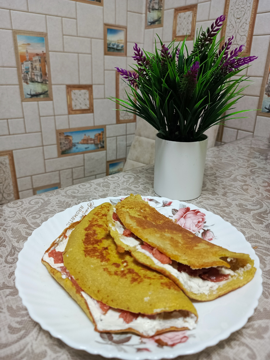 Овсяноблин с творожным сыром и горбушей