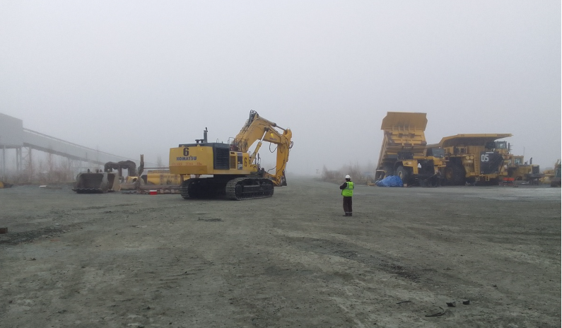 Фото читателя "Юрий Стрелец" После ремонта своим ходом в яму.