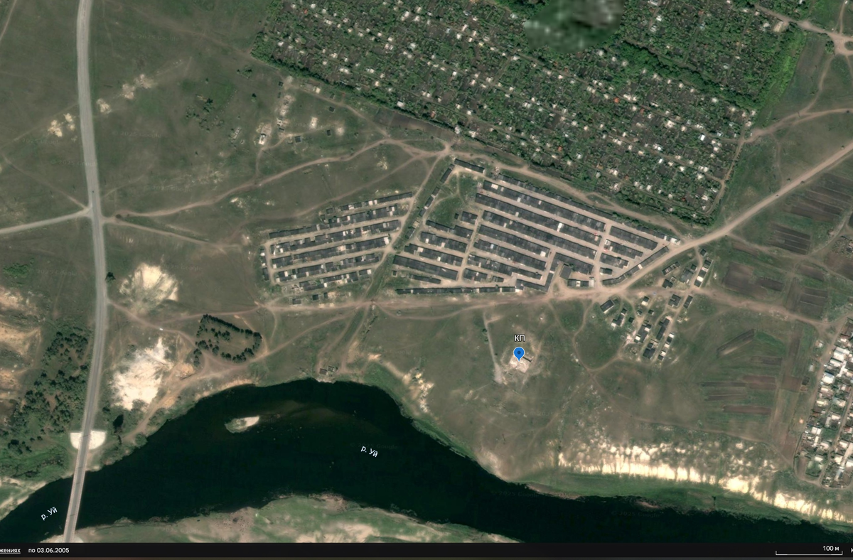 На космосъемке Google 2005 года радиорелейной станции уже не существовало.