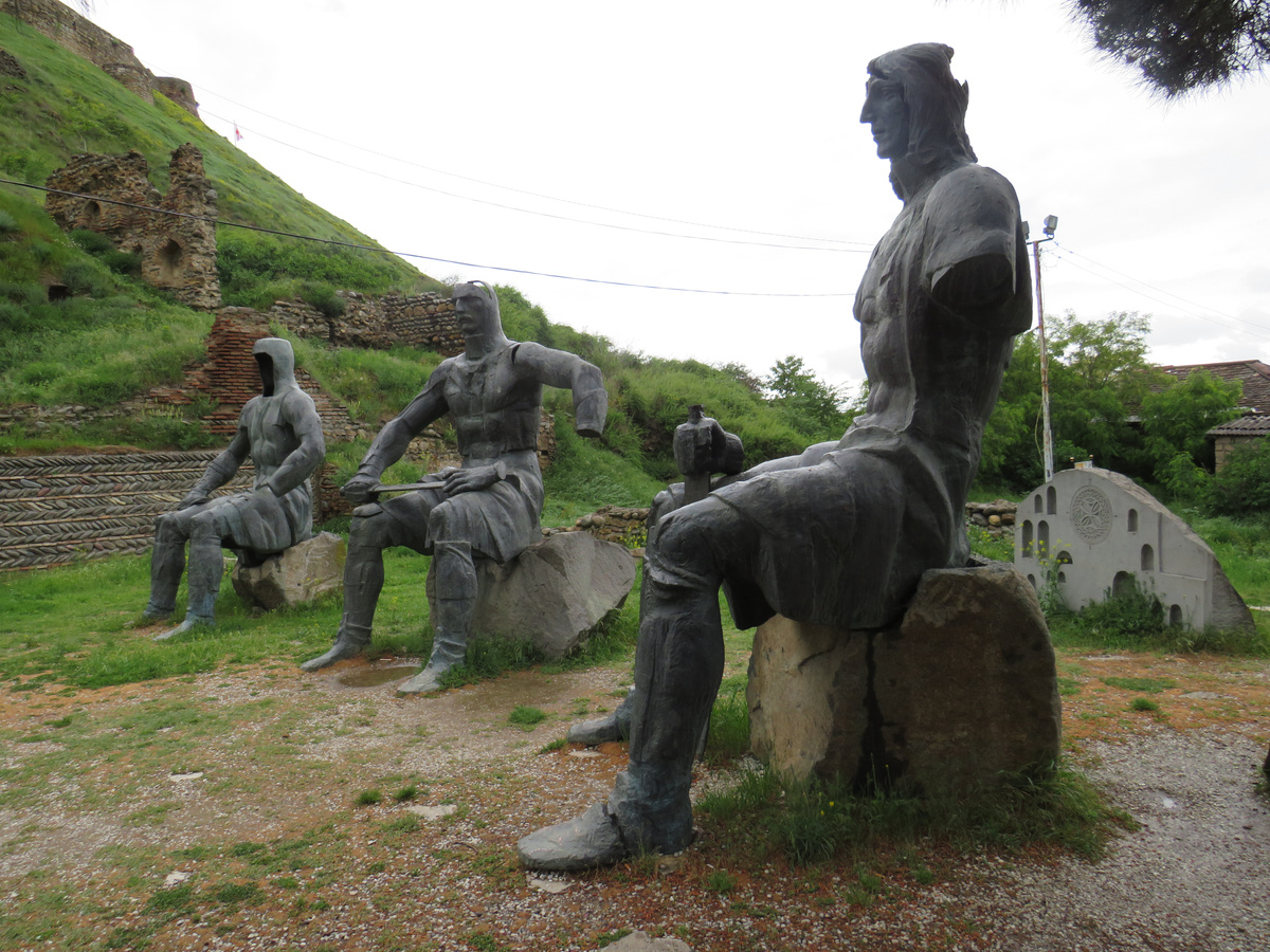 Мемориал грузинским героям в Гори, также известный как "Грузинский камелот"