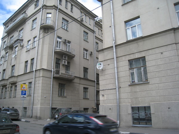 Дом, где жил Шувалов.