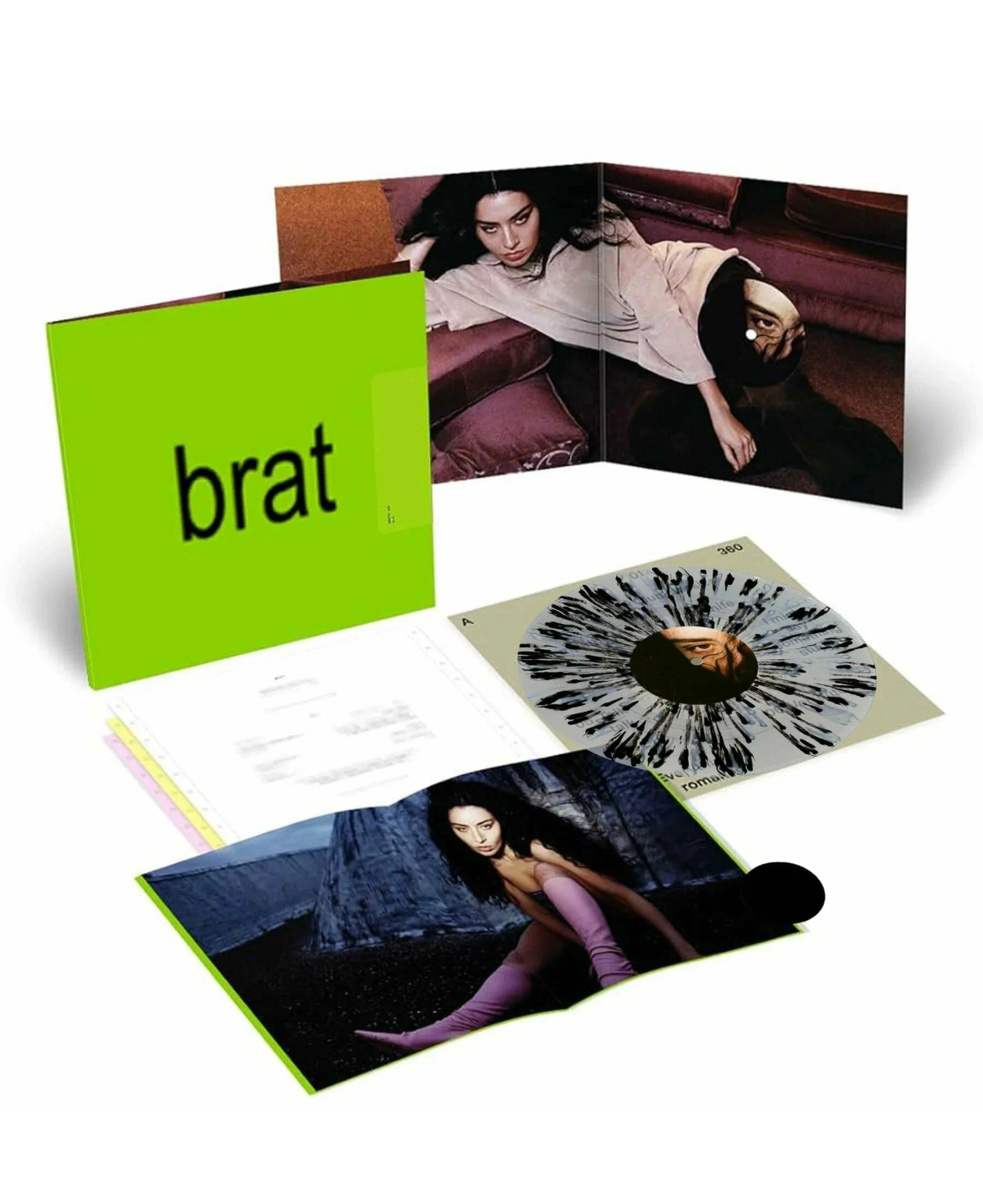 На 67-й церемонии «Грэмми» альбом Charli XCX «Brat» получил награду за «Лучшую обложку пластинки»