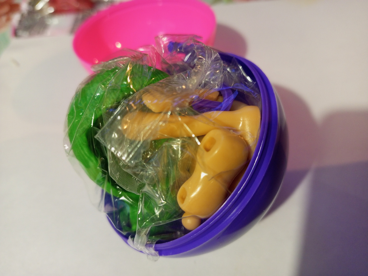 Пол шарика. 