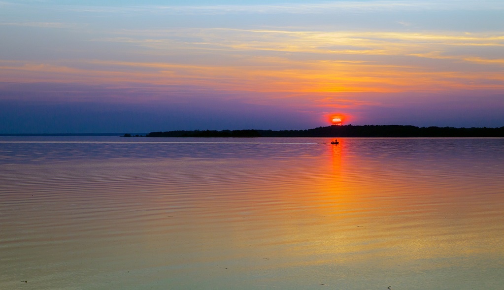 Нарочь ( photoclub.by)