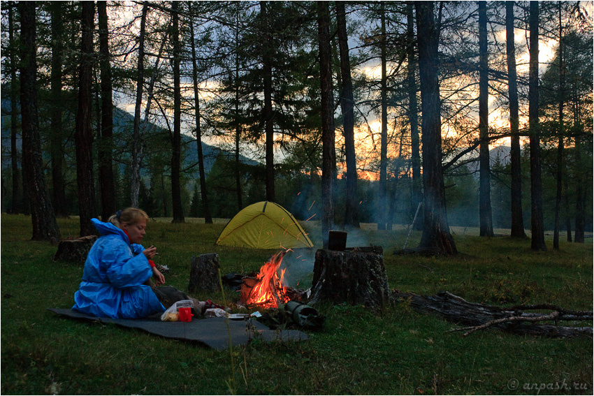 Встали около реки Кучерла