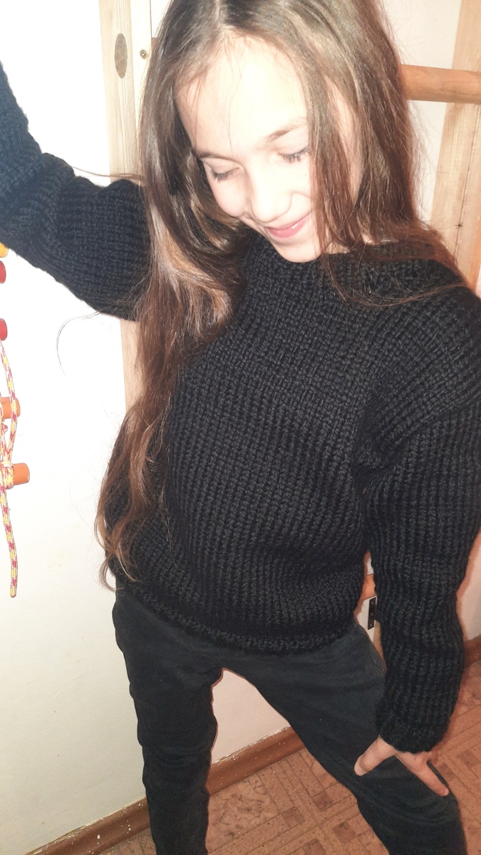 Просто нейтральный джемпер