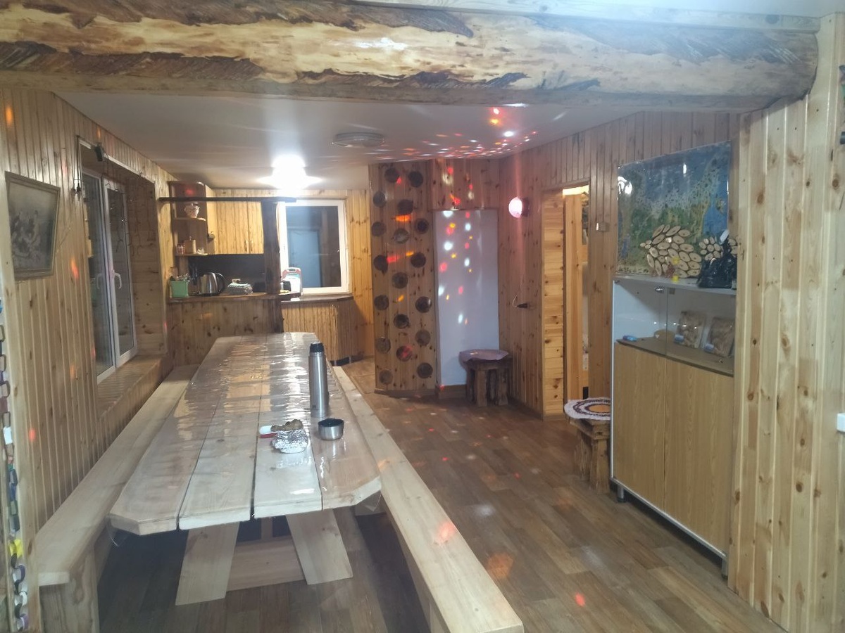 Внутри дома