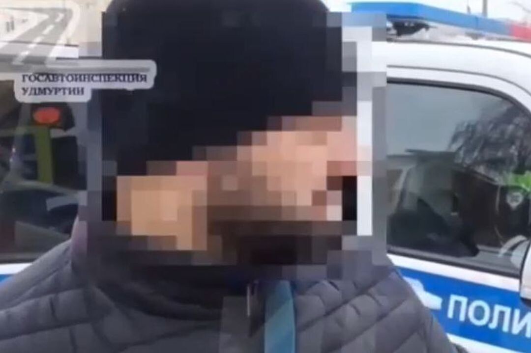 Стоп-кадр видео ГАИ Удмуртии.
