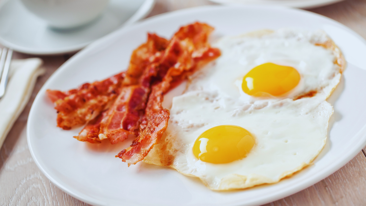 Рецепты. История еды. Американский завтрак. Завтрак.