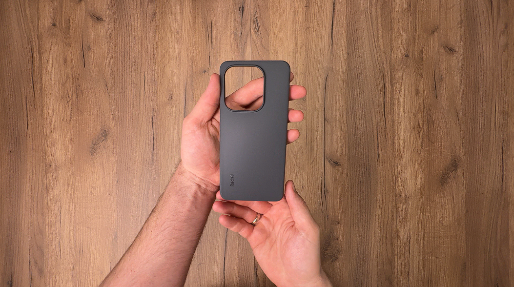 За комплектацию сразу ставим Redmi лайк.