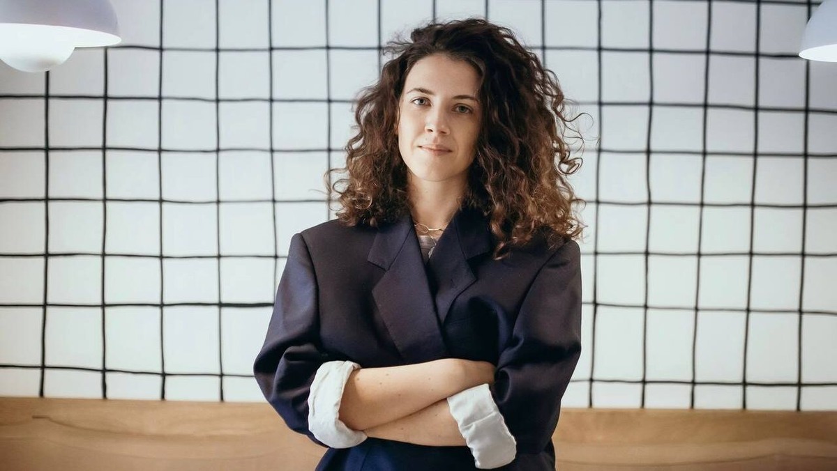    Ася Углова, психолог, психотерапевт, член координационной группы штабов кампании по спасению птиц, член Ассоциации ЕMDR Russia. Фото предоставлено экспертом