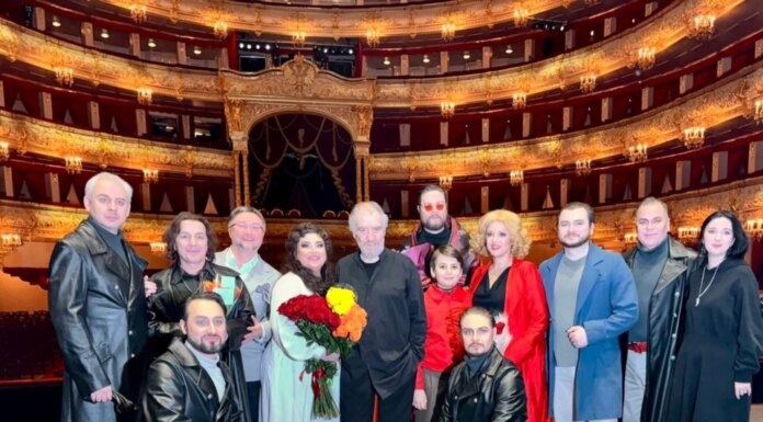    Фото из официальной группы Новосибирской государственной консерватории им. М.И Глинки во "ВКонтакте"