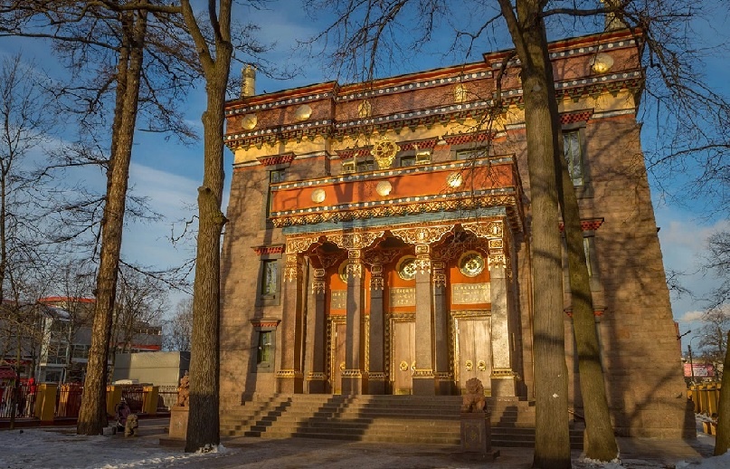 Дацан Гунзэчойнэй.