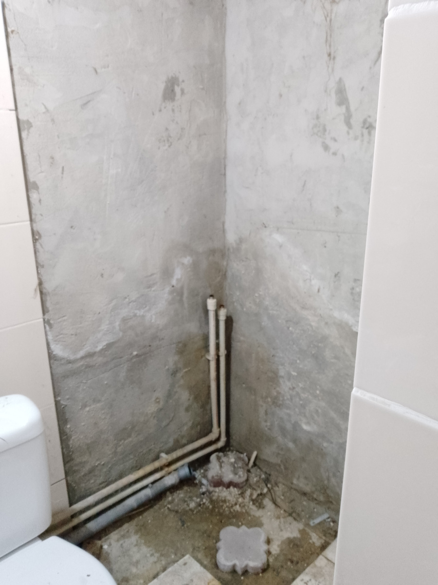 Вот такой ужас был за кабиной. 