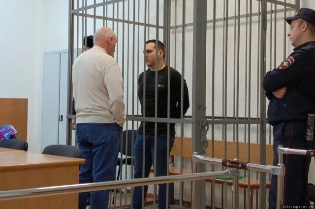    Какой приговор вынесли экс-заместителю главы администрации Пскова Грацкому?