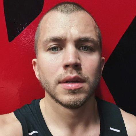     Сергей Романович объяснил, почему ушел из кино и принял ислам