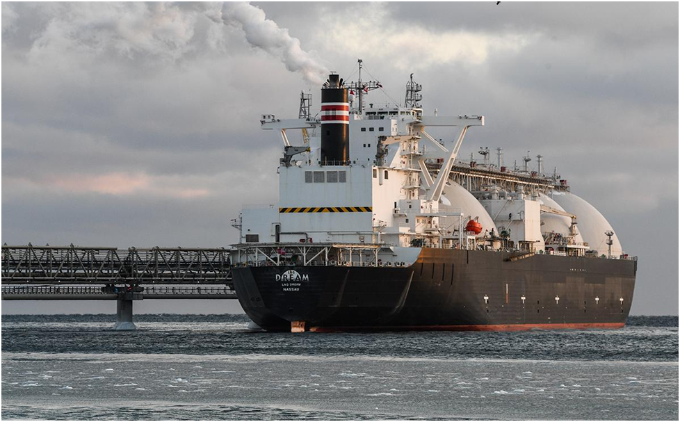 Терминал сжиженного природного газа в Эмсхавене в Нидерландах. Фото...Илви Ньиокиктьен для The New York Times