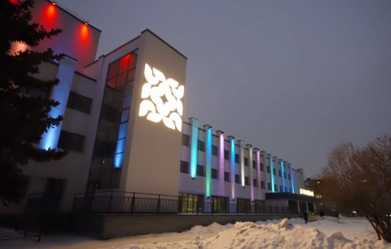    В Оренбурге завершили ремонт фасада дворца культуры «Молодёжный» Оренбуржье