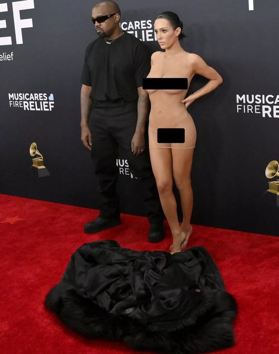  Канье Уэст и Бьянка Ценсори на церемонии «Грэмми-2025». Фото: из открытых источников.  