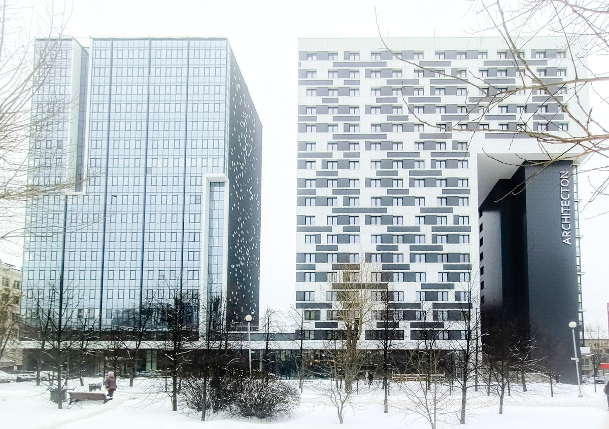 Город Екатеринбург, перекрёсток улиц Декабристов и Белинского, ЖК ARCHITECTON