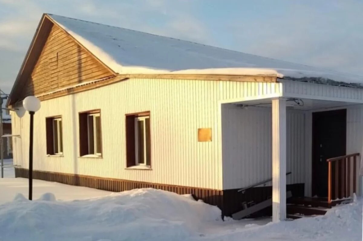    В поселках возводят фельдшерско-акушерские пункты.