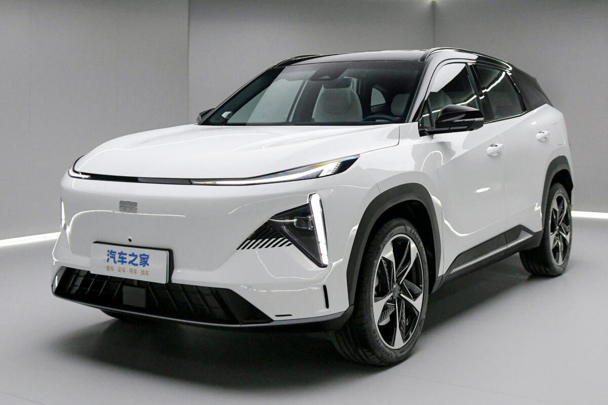 https://808.media/wp-content/uploads/2023/02/geely-2.jpg