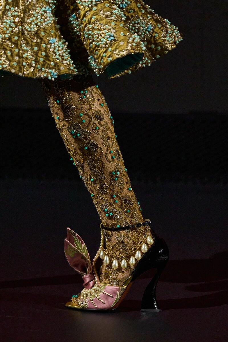 Valentino Spring 2025 Couture