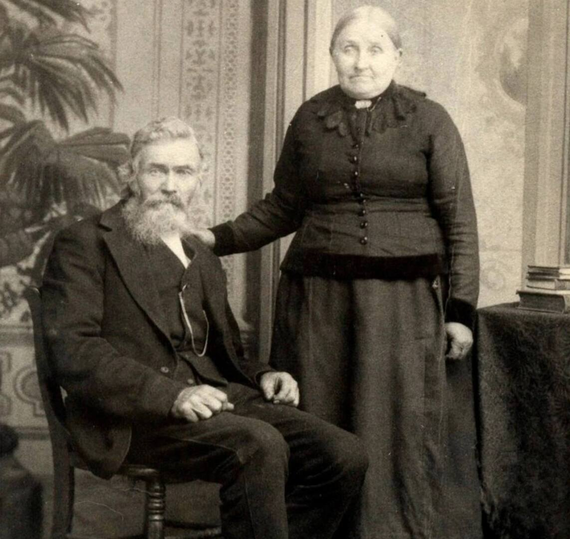 Лорд с женой, фото датируют 1910 годом