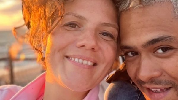    Анна Чайникова и Энтони Родд, фото:5-tv.ru