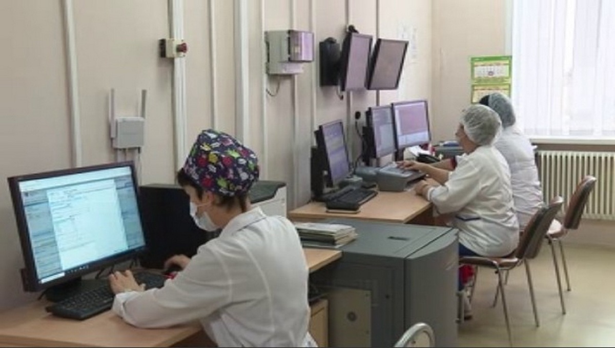    Врачи-онкологи неустанно стоят на страже здоровья курян