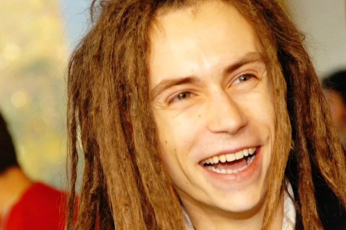    Рэп-исполнитель Кирилл Толмацкий (Децл).