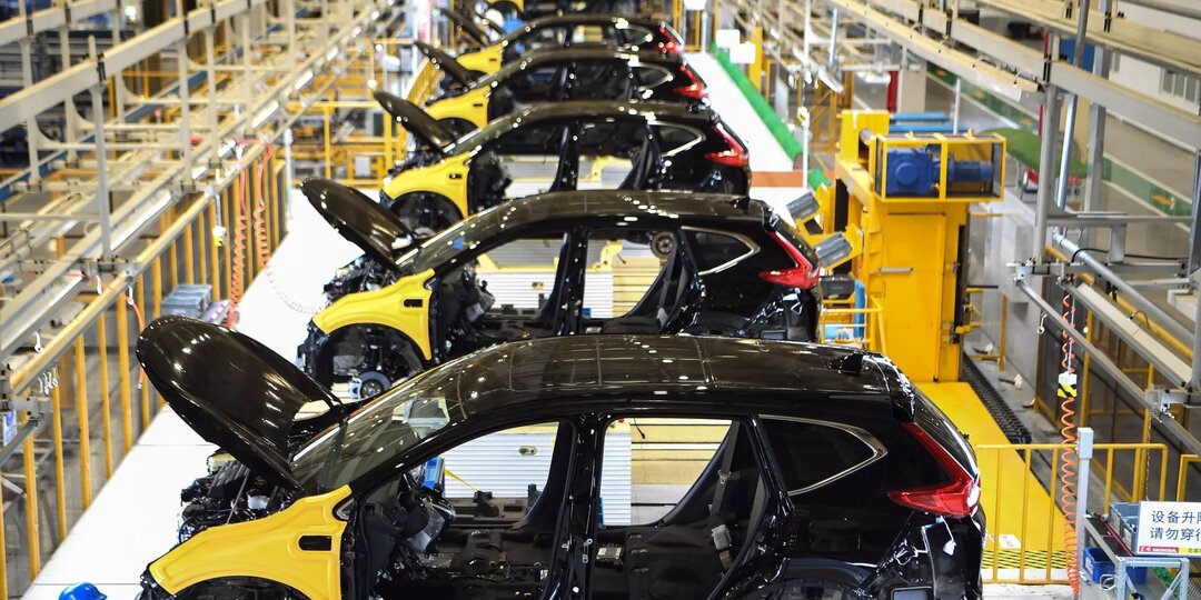 А вы знали, что в Китае более 80 автомобильных компаний?! А у нас…