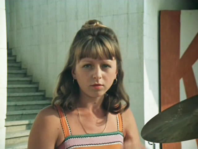 Лариса Кузнецова в 1981 году. Как вам такая Катя?
