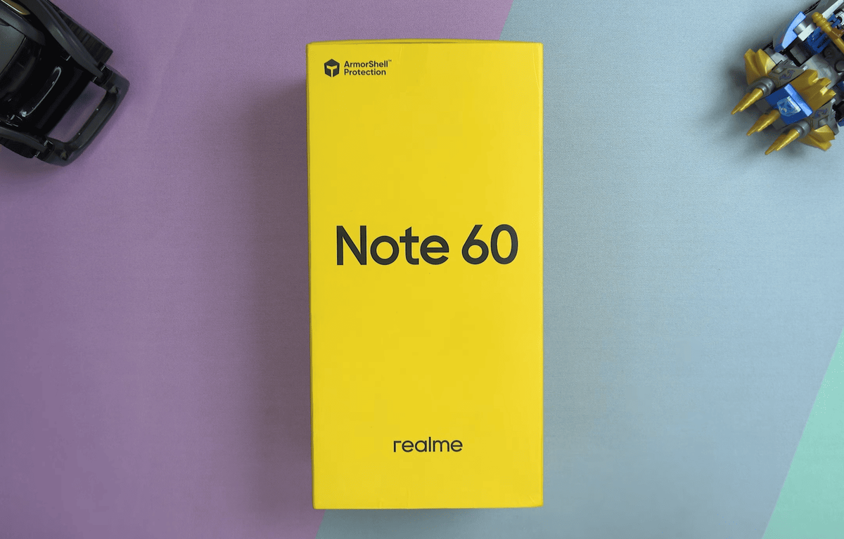    Гаджет — классический вариант для общения, чтения, просмотра видео и других базовых задач без сильной нагрузки процессора. При этом повышенная прочность и устойчивость к ударам выделяет её на фоне конкурентов. Иллюстрация: Youtube канал Infofull