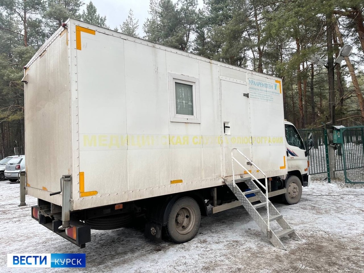    В курском ПВР работают специалисты Курской городской клинической больницы скорой медицинской помощи