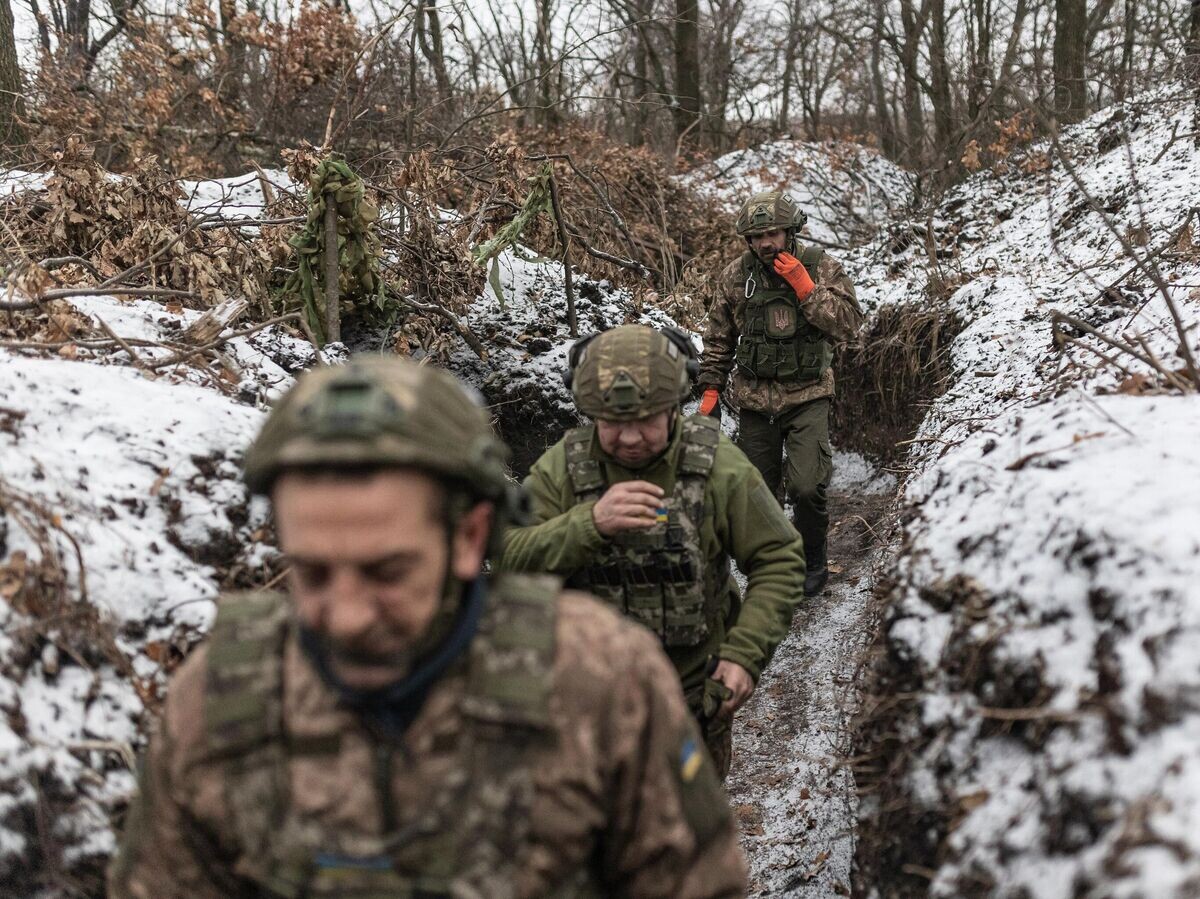    Украинские военнослужащие© Getty Images / Anadolu / Diego Herrera Carcedo