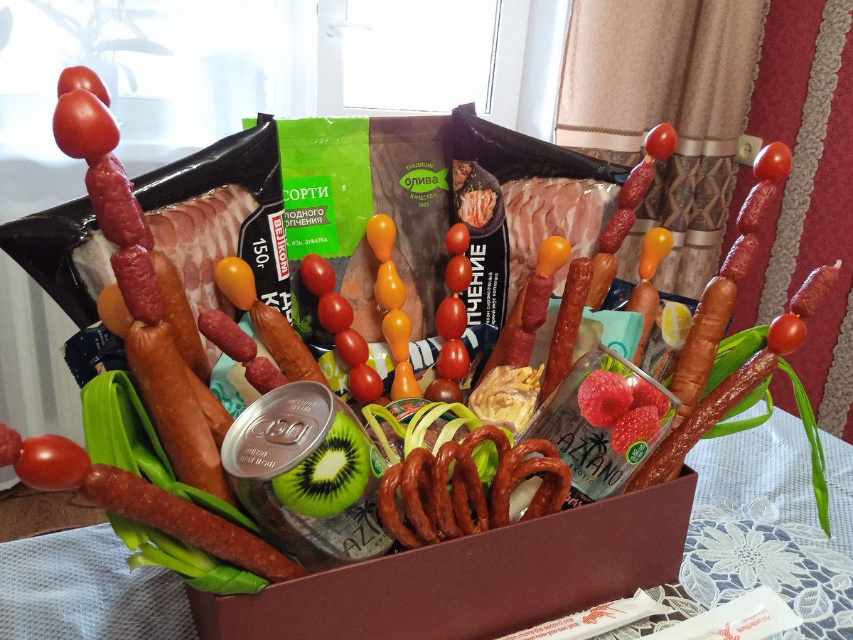 Вот такой подарок-сюрприз подготовила моя жена.