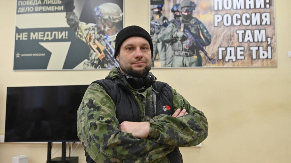    До того как пойти на передовую, Александр Штайнер работал психологом-консультантом / Фото: Александр Кочубей / Вечерняя Москва