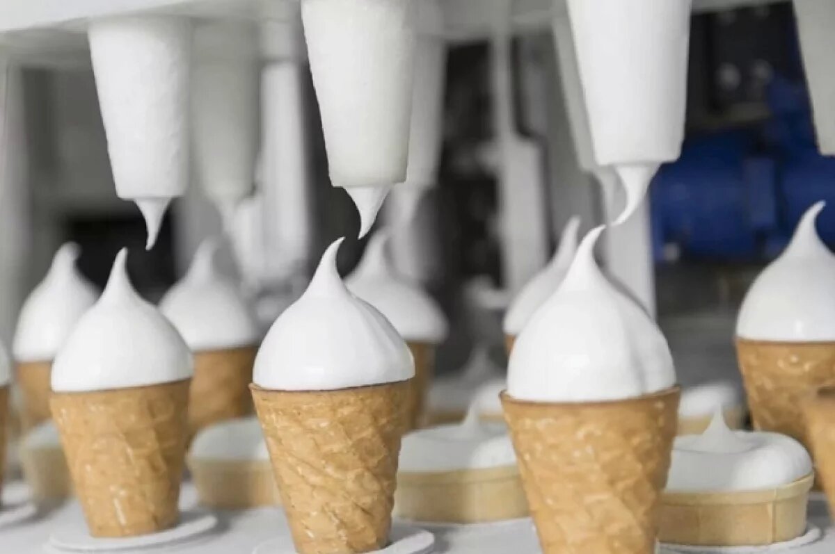    Тверские специалисты разрешили жителям Монголии есть российское мороженое