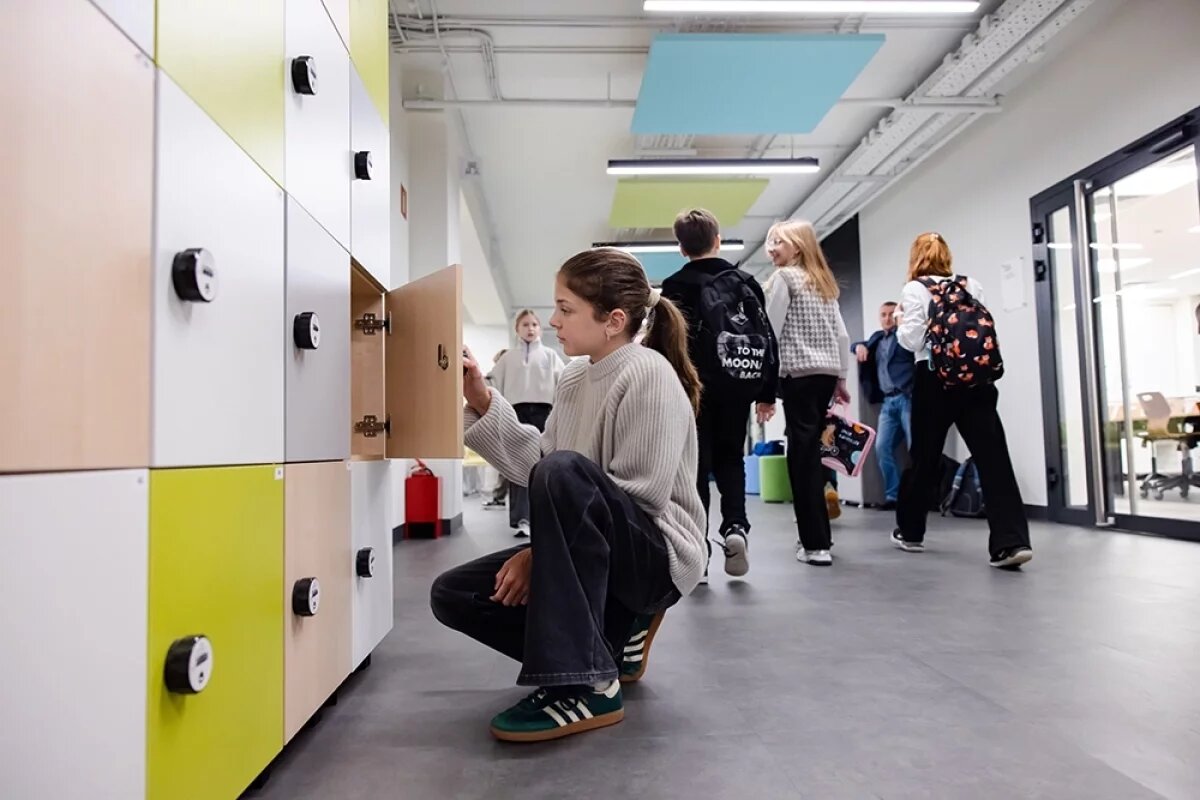    Ирина Каклюгина: в школах Москвы у детей появятся индивидуальные шкафчики