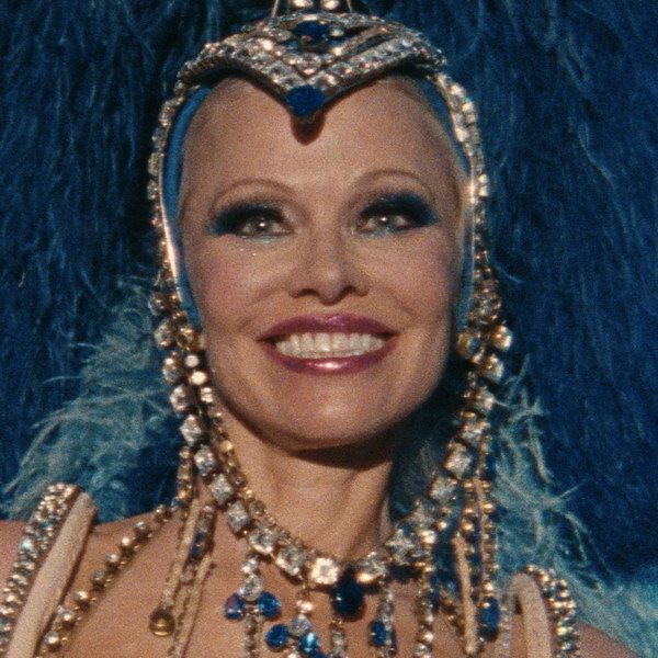     «Шоугёрл» с Памелой Андерсон выйдет в России в марте