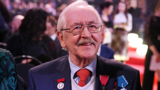    Актера Василия Ливанова выписали из больницы Андрей Бурков