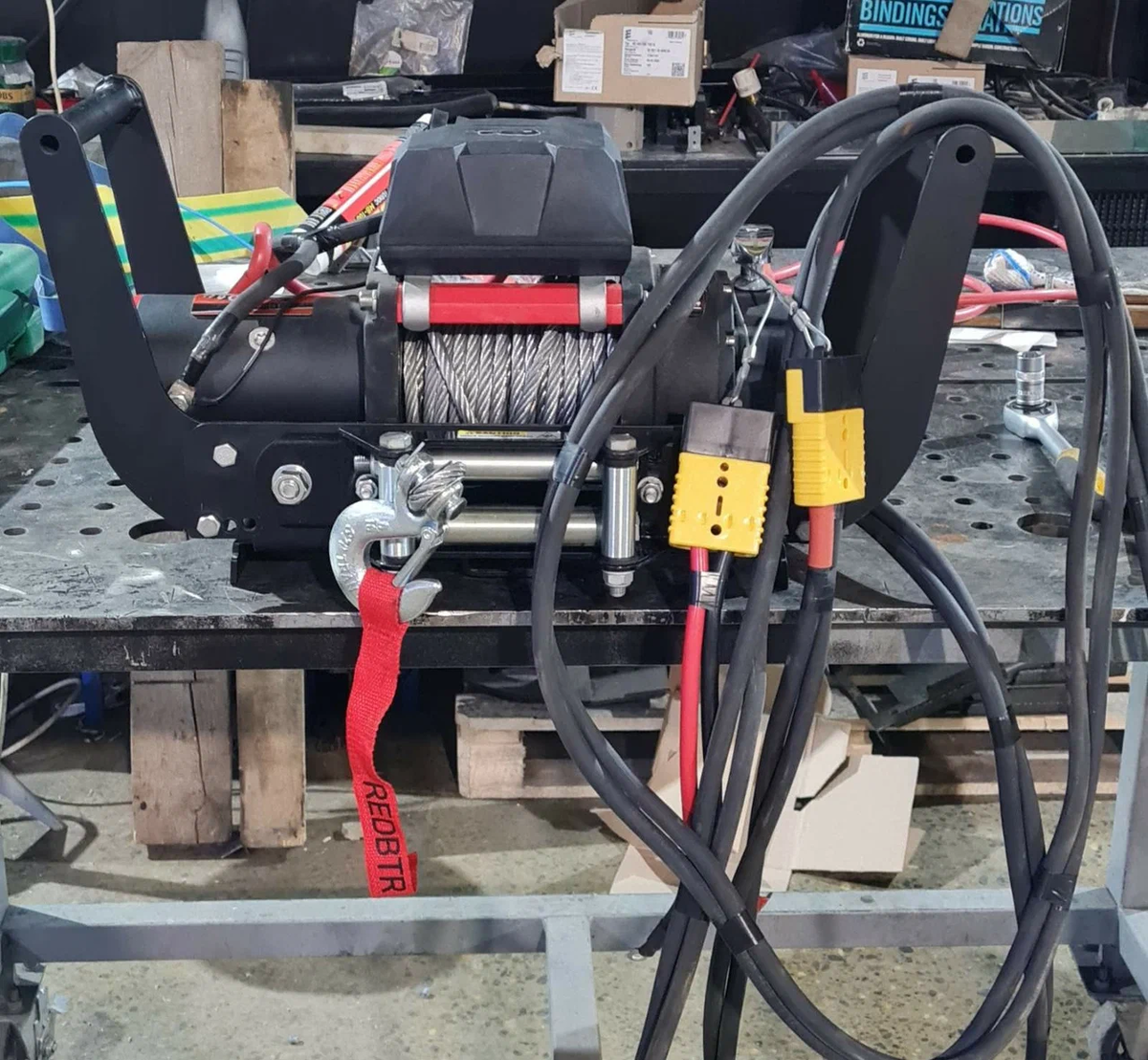 Автомобильная лебёдка redBTR