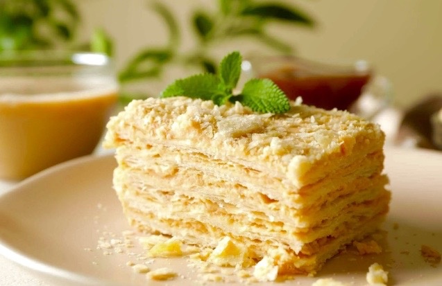 Рецепты закусок и десертов из слоеного теста.