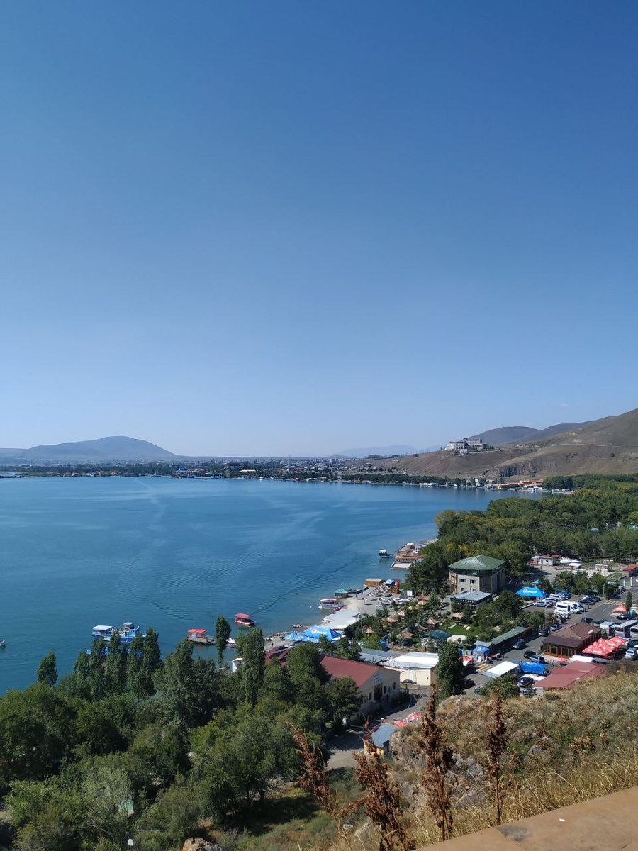 озеро Севан в Армении