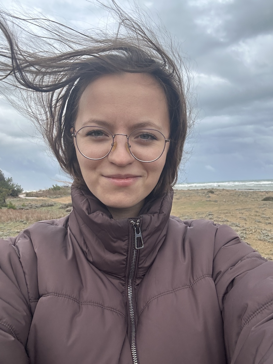 Фотокарточка ещё с «Козочек», но серое небо и ветер сейчас - один в один)