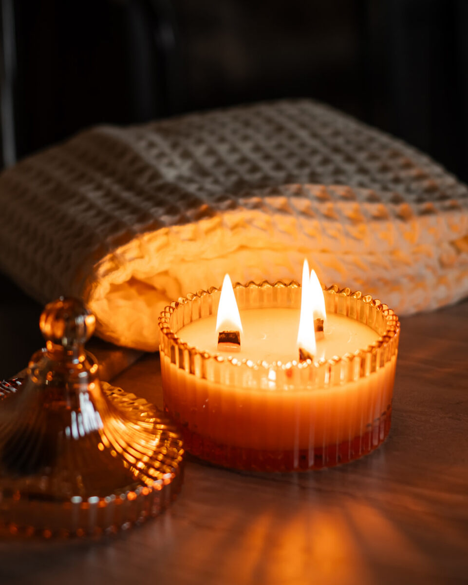 Свеча "Царица" от "Точки уюта"