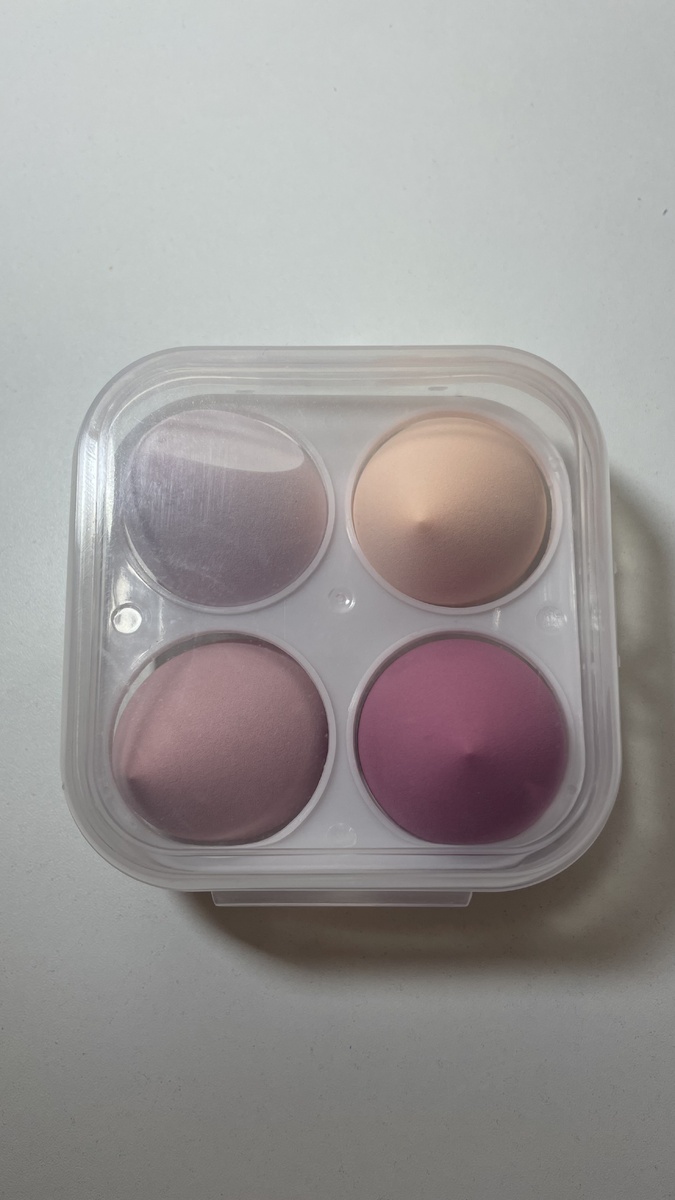 Спонжики для макияжа 4 шт.